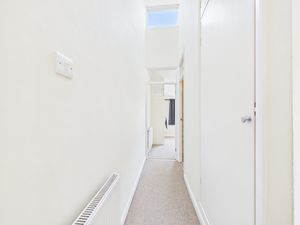 TOP FLOOR LANDING- click for photo gallery